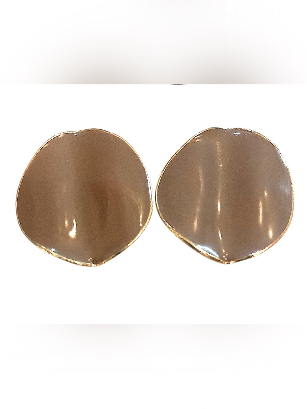 Vintage Taupe Gold Round Wavy Earrings